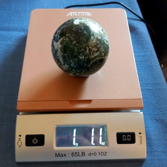 Beautiful Moss Agate Crystal Sphere. - Picture 7 of 9
